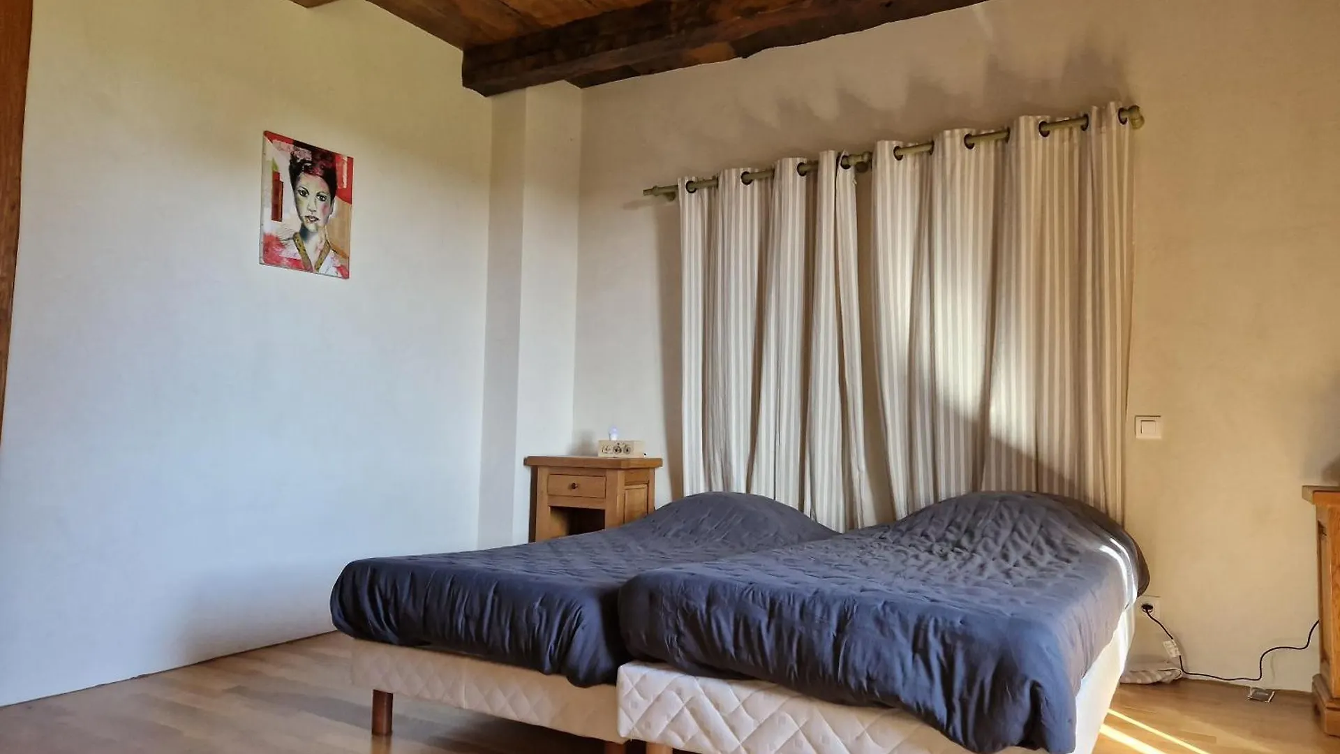 Semesterbostad Ancien Presbytere, Gite Familial Florentin-la-Capelle