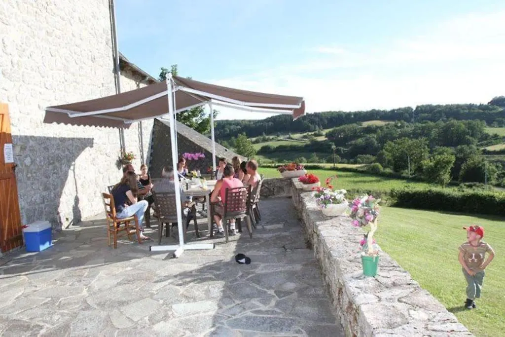 Semesterbostad Ancien Presbytere, Gite Familial Florentin-la-Capelle